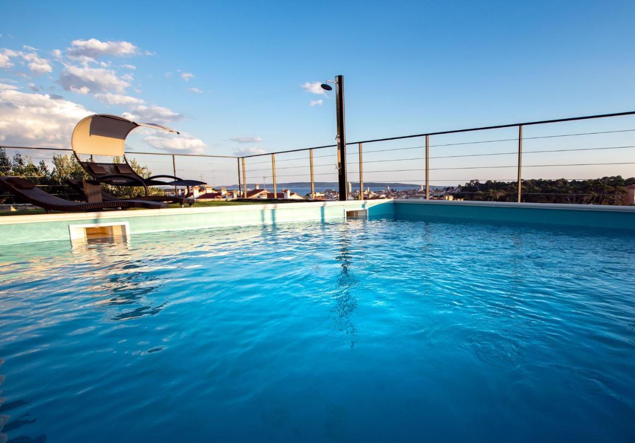 Villa Venka Раб Екстериор снимка