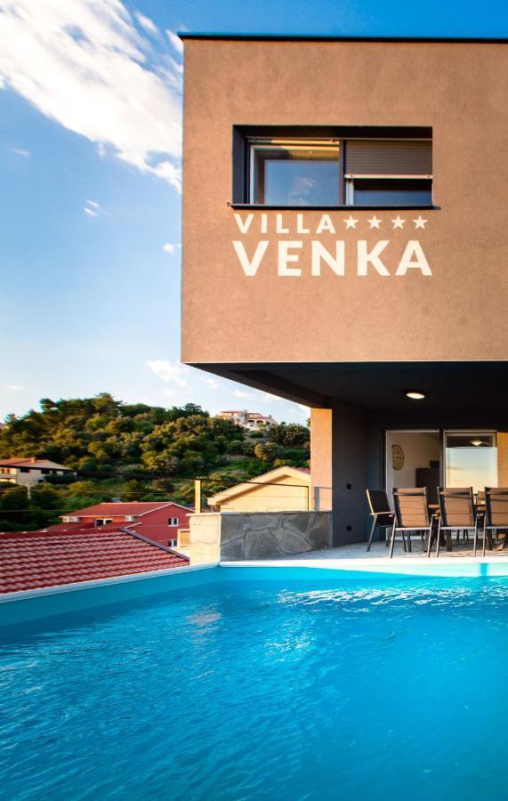 Villa Venka Раб Екстериор снимка